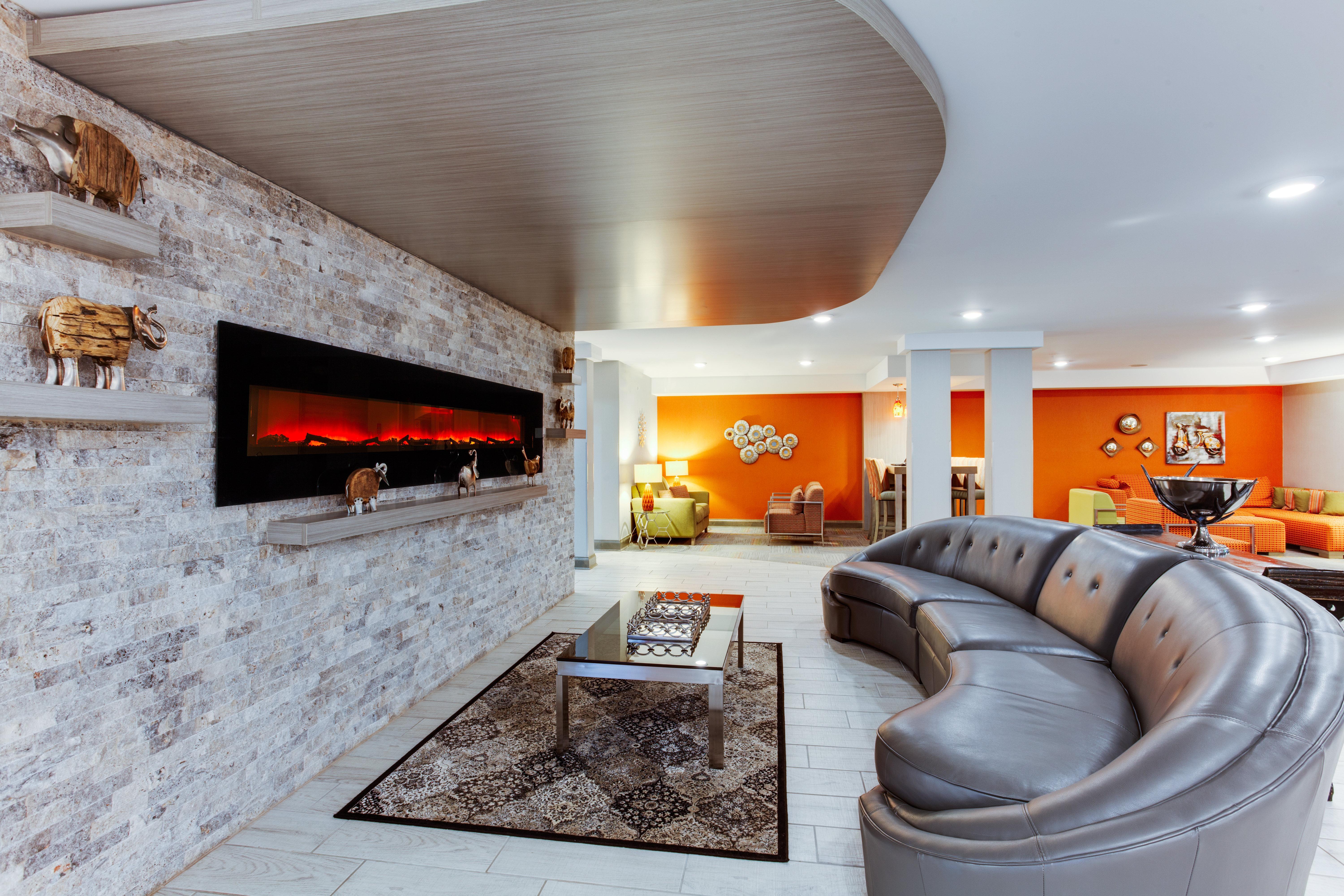 Holiday Inn Express Hotel & Suites Uptown Fredericton By Ihg Zewnętrze zdjęcie