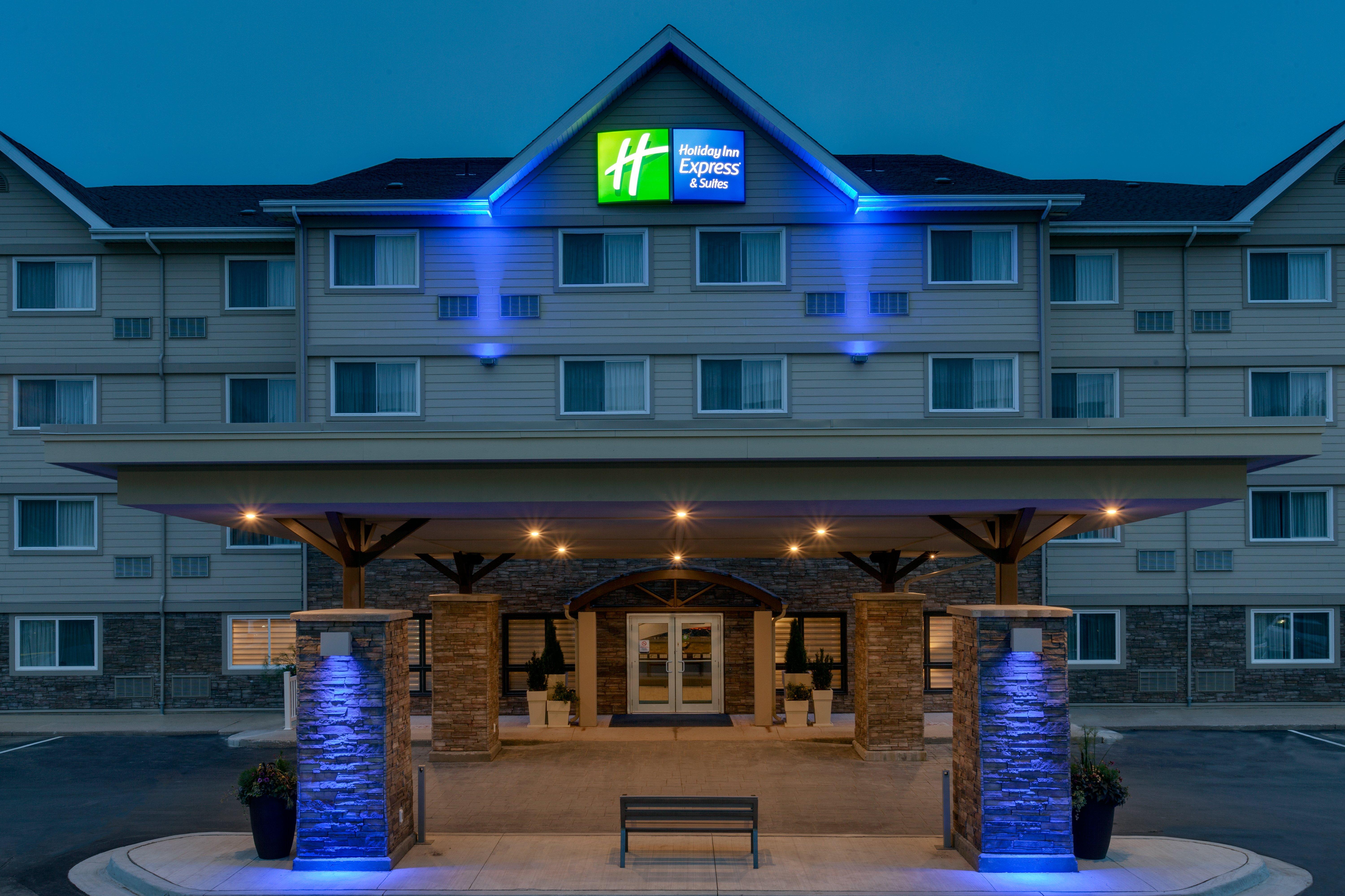 Holiday Inn Express Hotel & Suites Uptown Fredericton By Ihg Zewnętrze zdjęcie